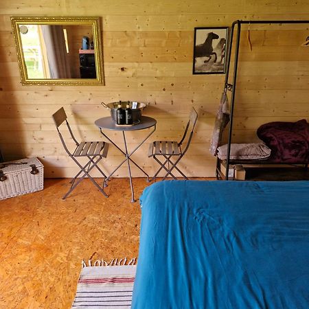 La Cabane Des Lucioles Saint-Julien-Boutieres Εξωτερικό φωτογραφία