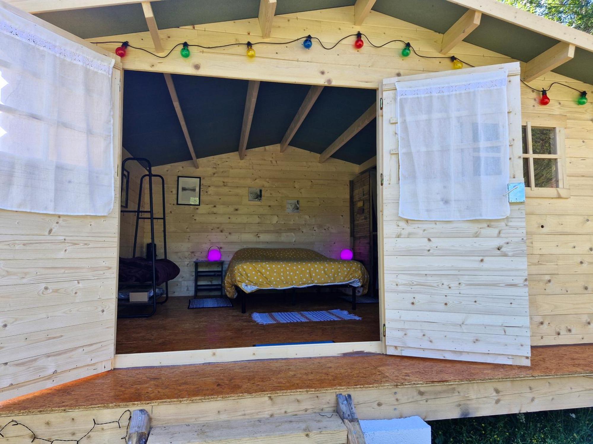 La Cabane Des Lucioles Saint-Julien-Boutieres Εξωτερικό φωτογραφία